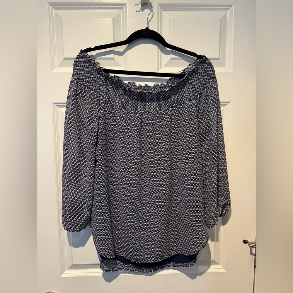 Michael Kors Navy Blue and White Off-Shoulder Blouse (M)